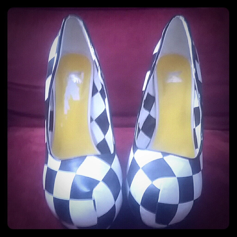 Checker platform